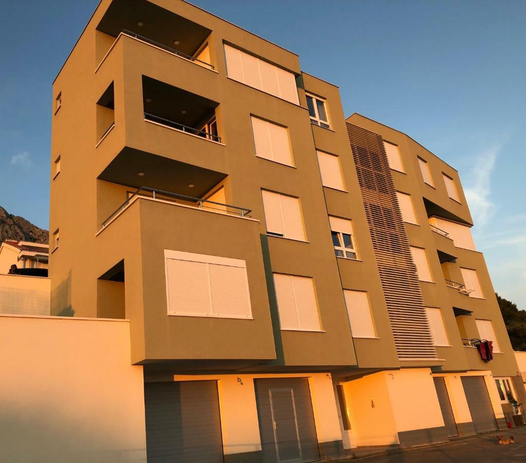 Mar Adentro Makarska Apartment Ngoại thất bức ảnh
