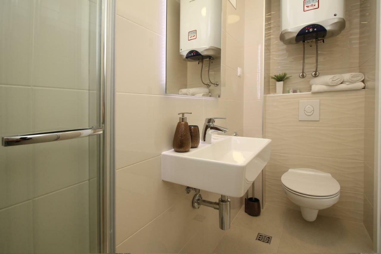 Mar Adentro Makarska Apartment Ngoại thất bức ảnh